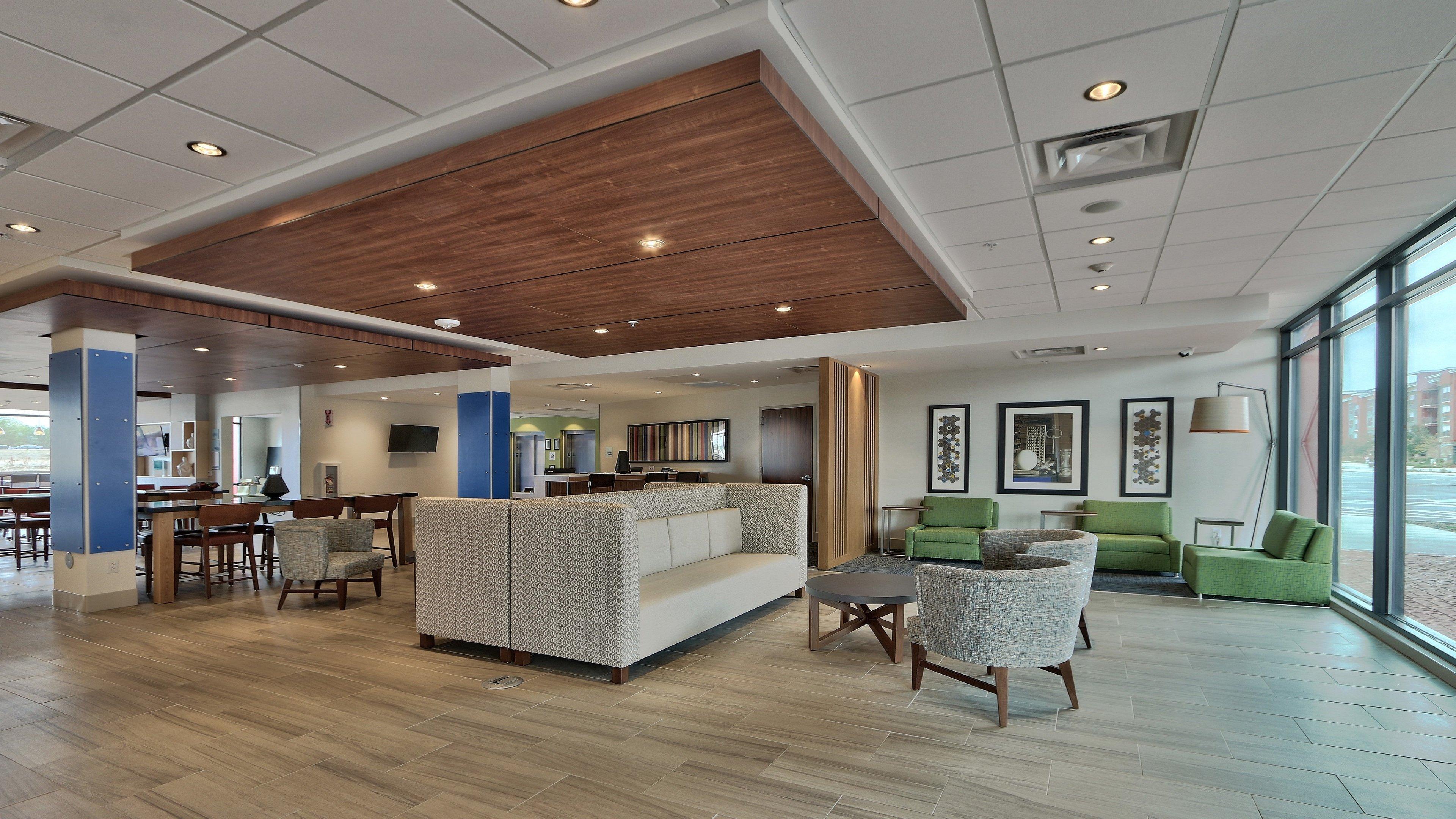 Express & By Ihg Broomfield