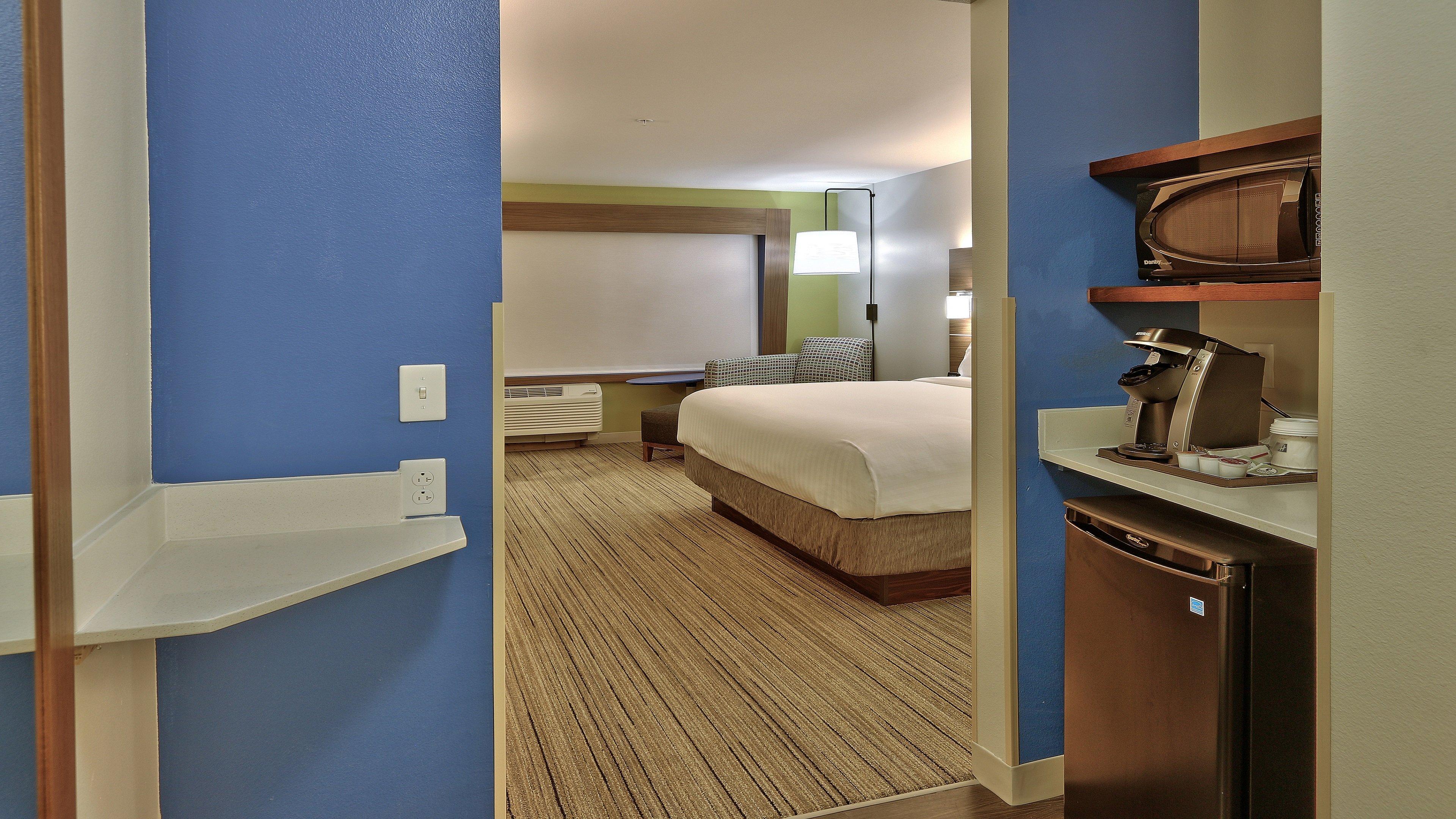 Express & By Ihg